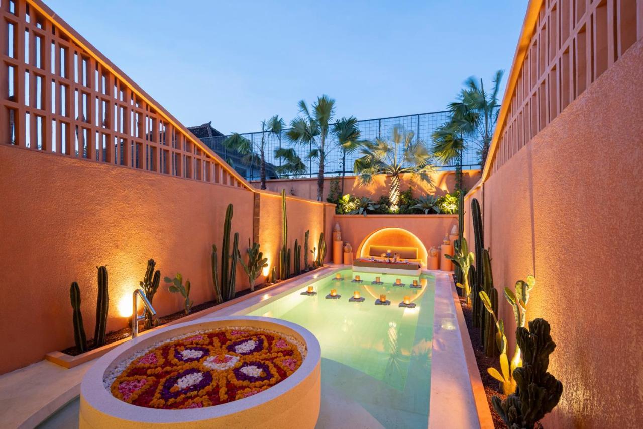 Cyrus Villa Seminyak By Ini Vie Hospitality Exterior photo