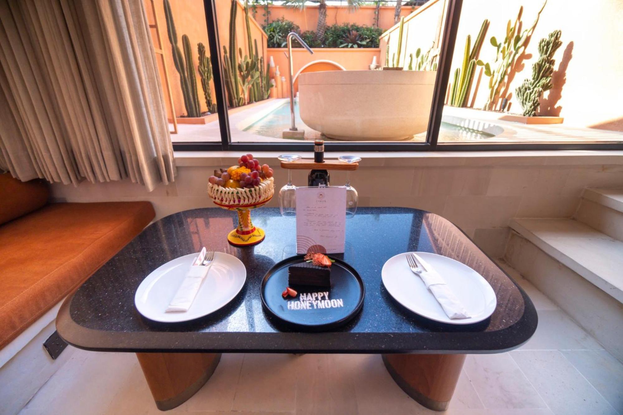 Cyrus Villa Seminyak By Ini Vie Hospitality Exterior photo